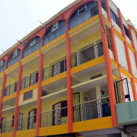 Hotel Vaibhav Raxaul Экстерьер фото