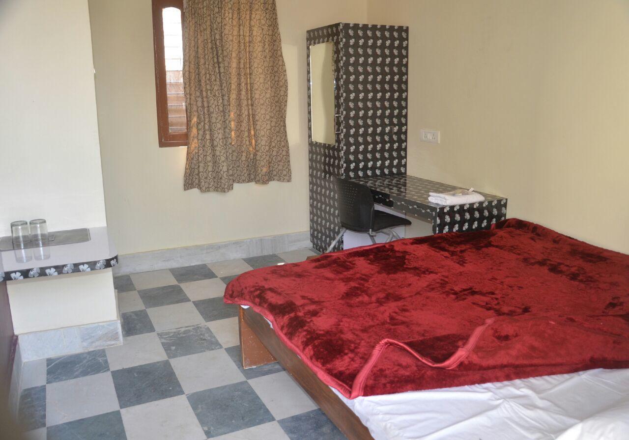 Hotel Vaibhav Raxaul Экстерьер фото